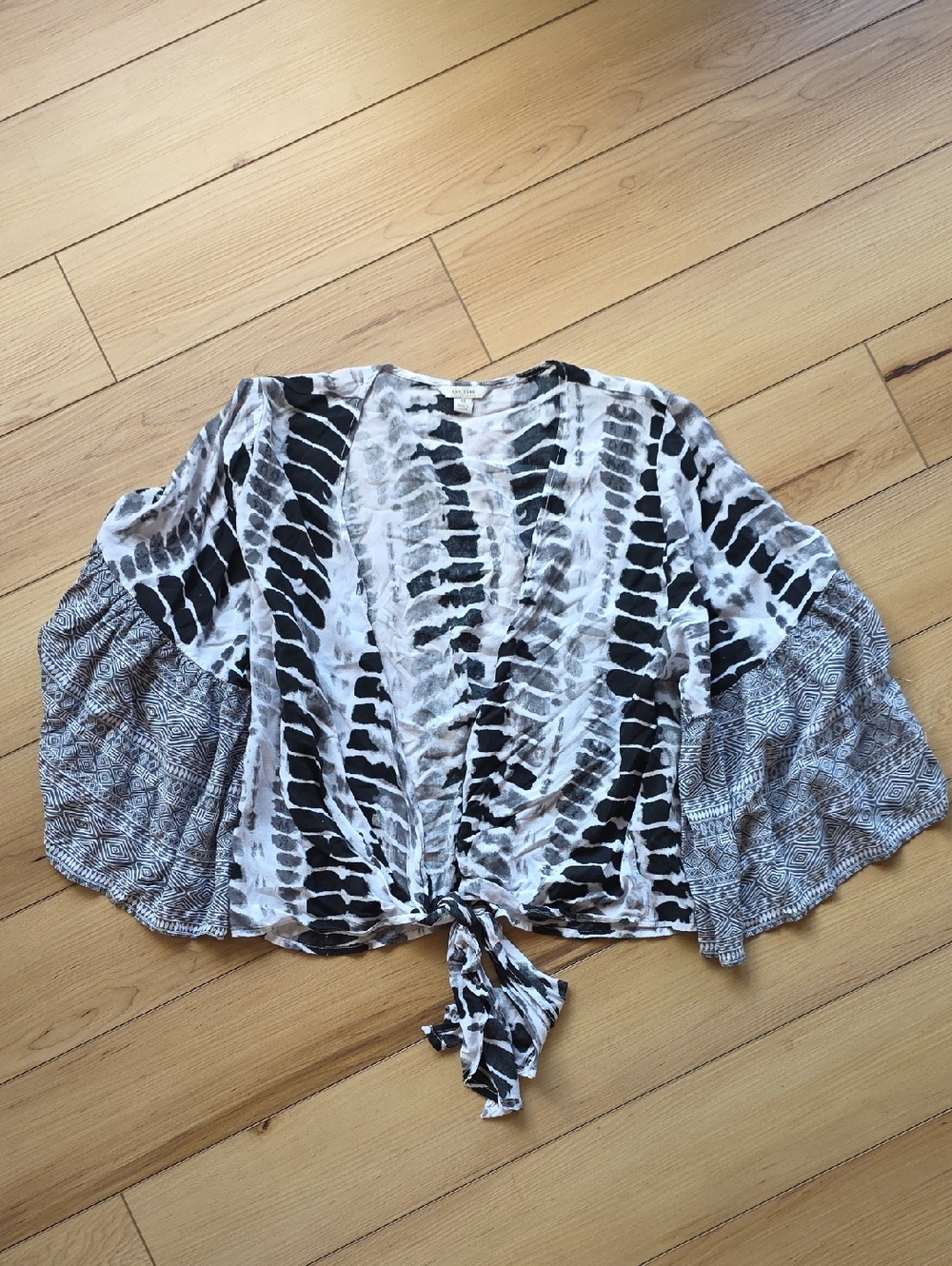 Tie-Front Black & White Printed Women’s Top